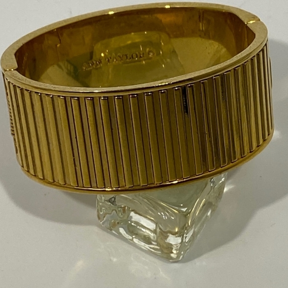 Vintage Ann Taylor statement linear gold tone bangle-FINAL- - Picture 4 of 7